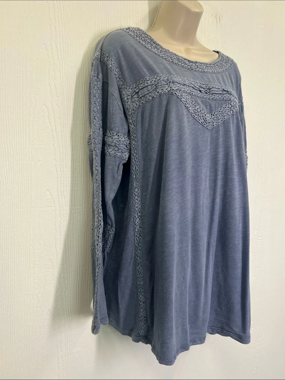 Free People - Boy Meets Girl In Pacific Coast Crochet Accent Blue Lace Blouse M